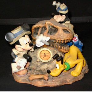 Disney Animal Kingdom Big Dig in the Boneyard Figurine Sculpture w Clock NEW